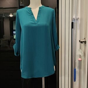 Decree Green Relaxed Mandarin Collar Blouse